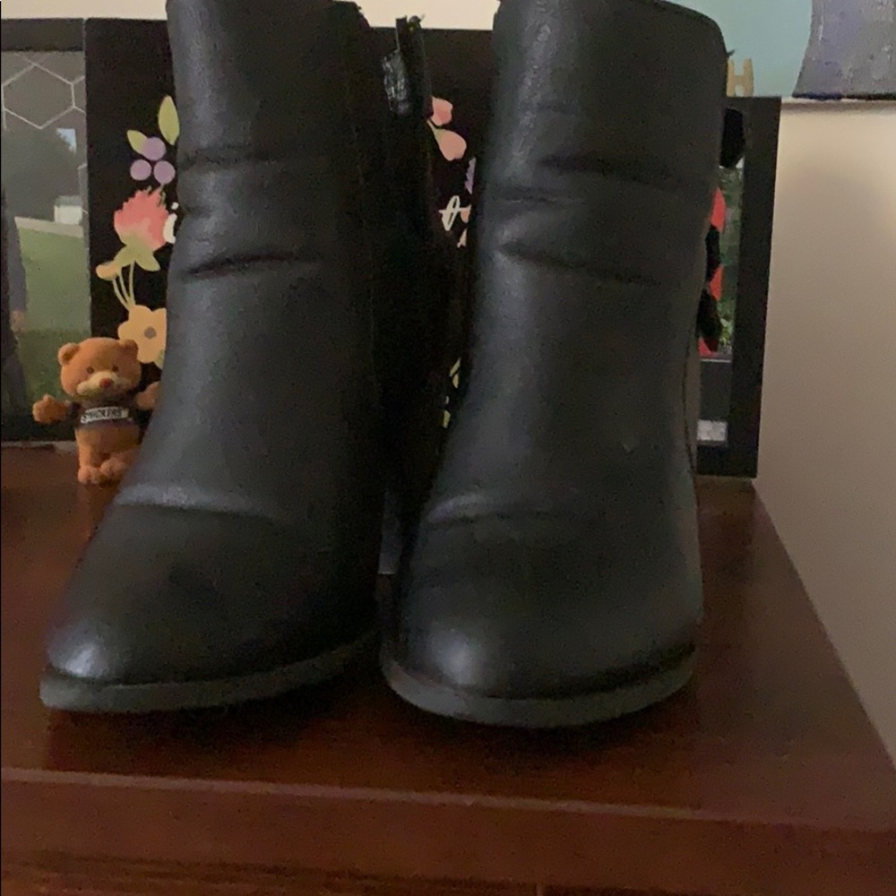 Black Fall Ankle Boots!